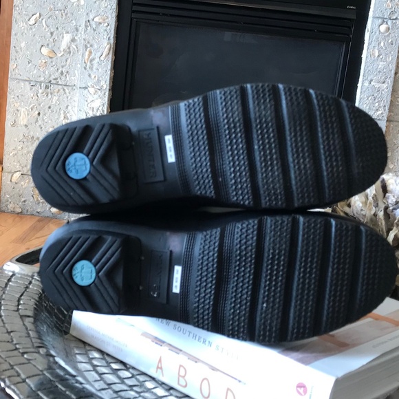 HUNTER ORIGINAL TALL MATTE BLACK RAIN BOOTS WITH LINER - Picture 9 of 15